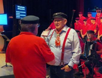 ac19a5e8b-c134-443f-9a08-bee23d6a4d00