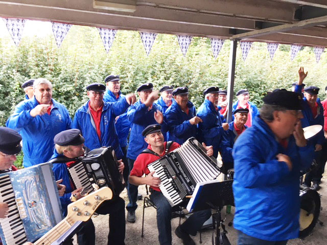 Shantykoor De Kajuitzangers Putten