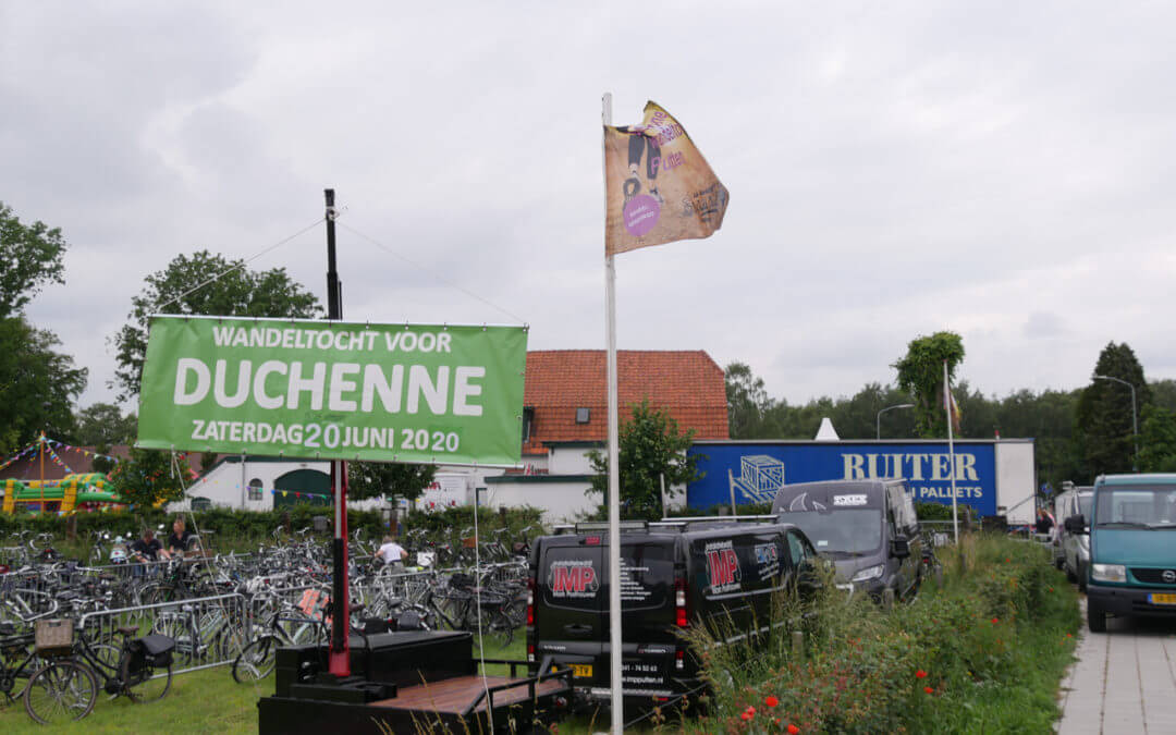 Optreden voor de wandeltocht voor Duchenne